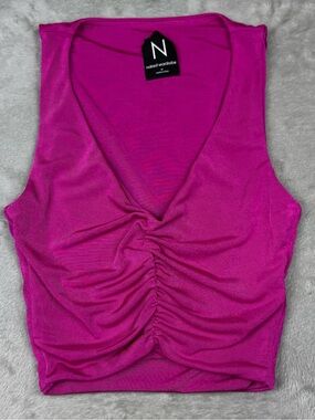 Naked wardrobe sz xs crop top